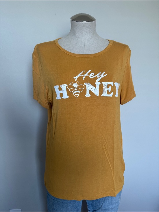 Buckle Tops - Twine & Stark from Buckle- Mustard Yellow Tee - Soft Knit